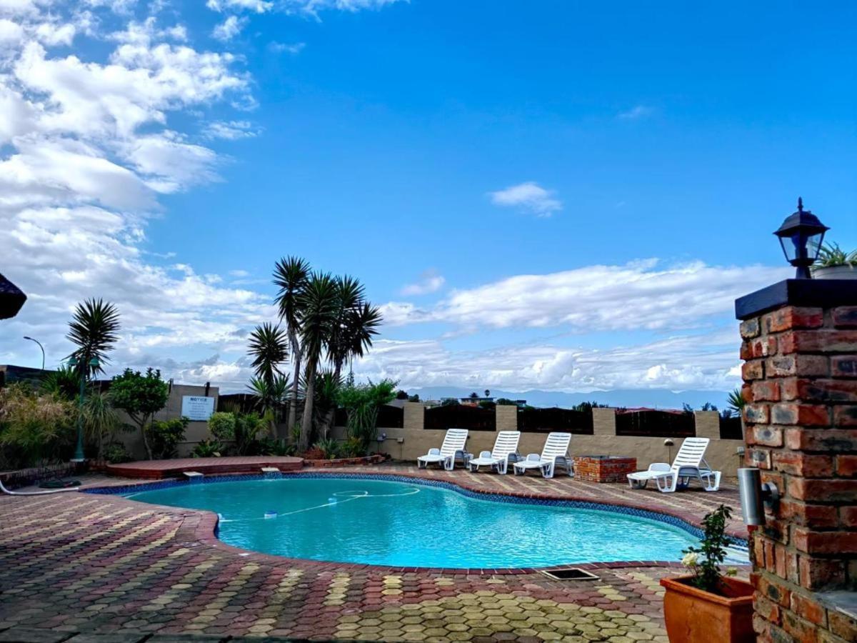 Aviators Paradise Guest House موسيلباي المظهر الخارجي الصورة