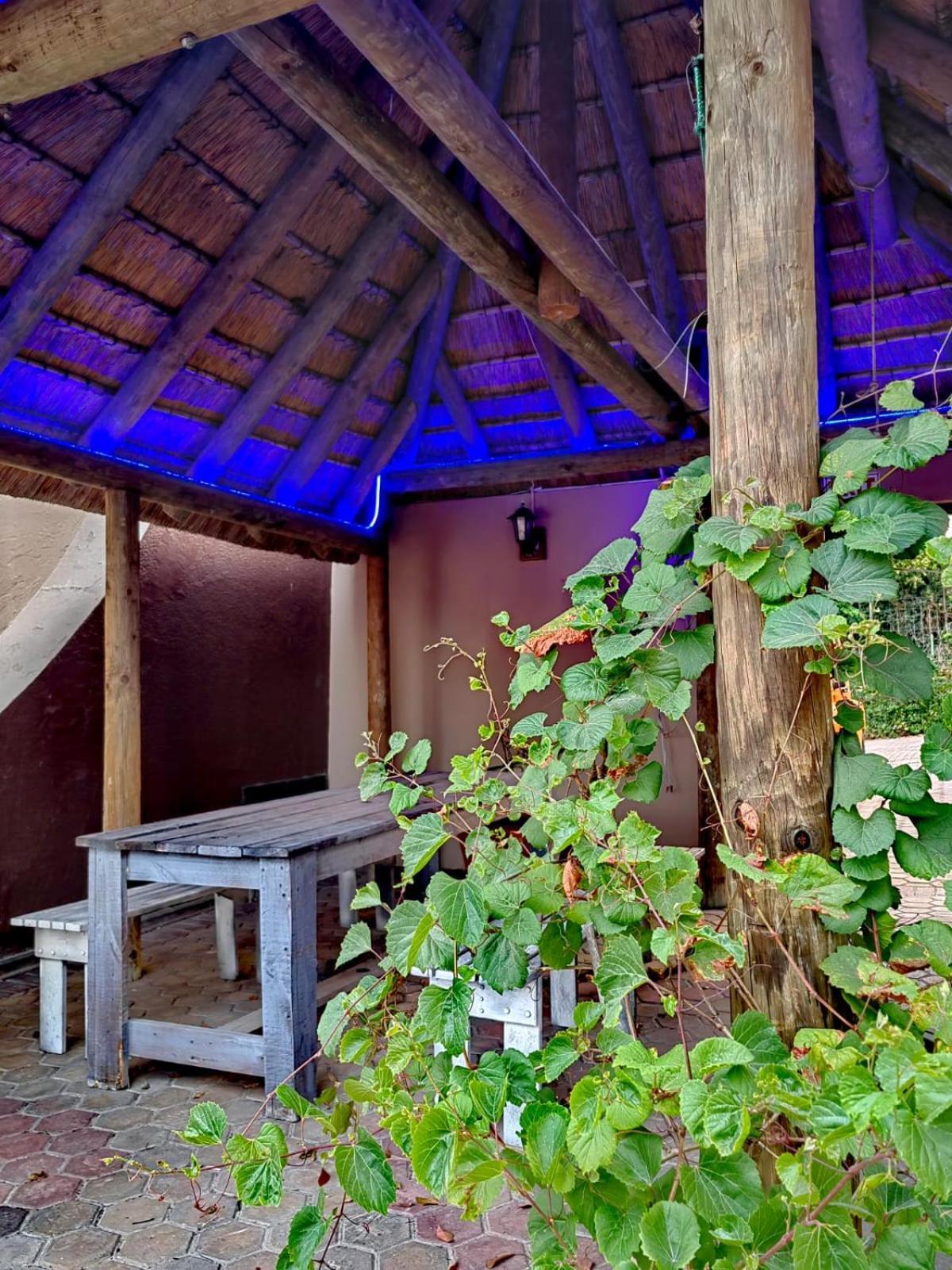 Aviators Paradise Guest House موسيلباي المظهر الخارجي الصورة